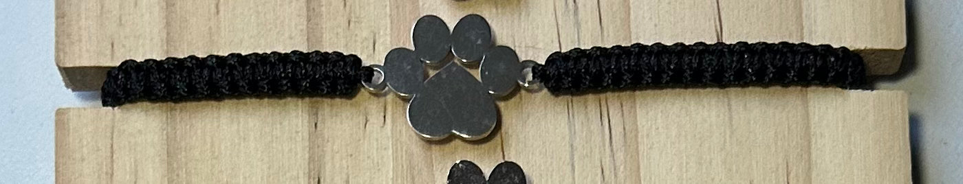 Bracelets motif pattes de chien