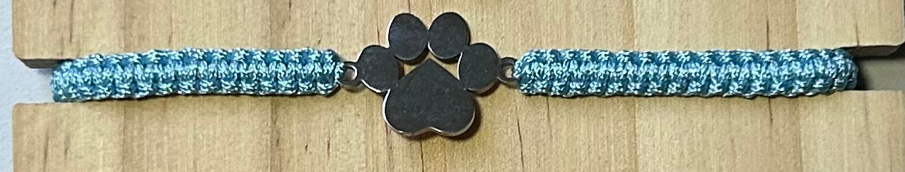Bracelets motif pattes de chien