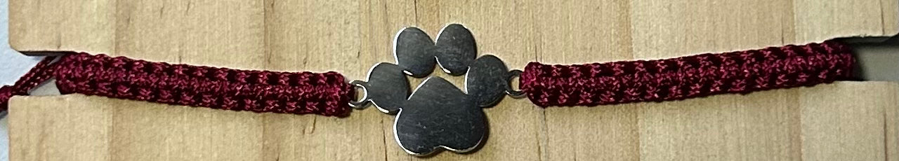 Bracelets motif pattes de chien